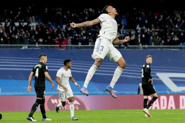 【西甲】本泽马失点+伤退米利唐绝平 皇马2-2埃尔切