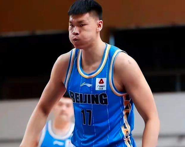 积分榜-惊不惊奇！周琦也得靠一边